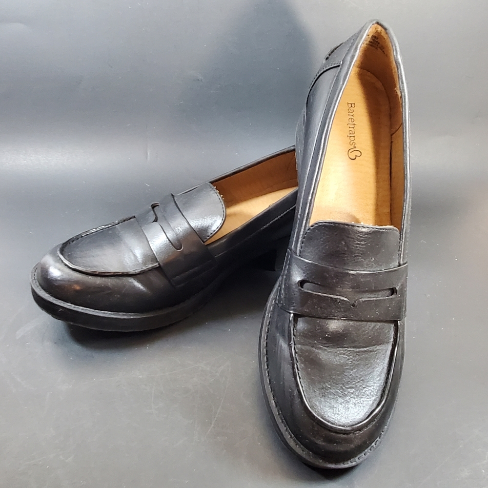 Chunky Black Leather Loafers Size 9M